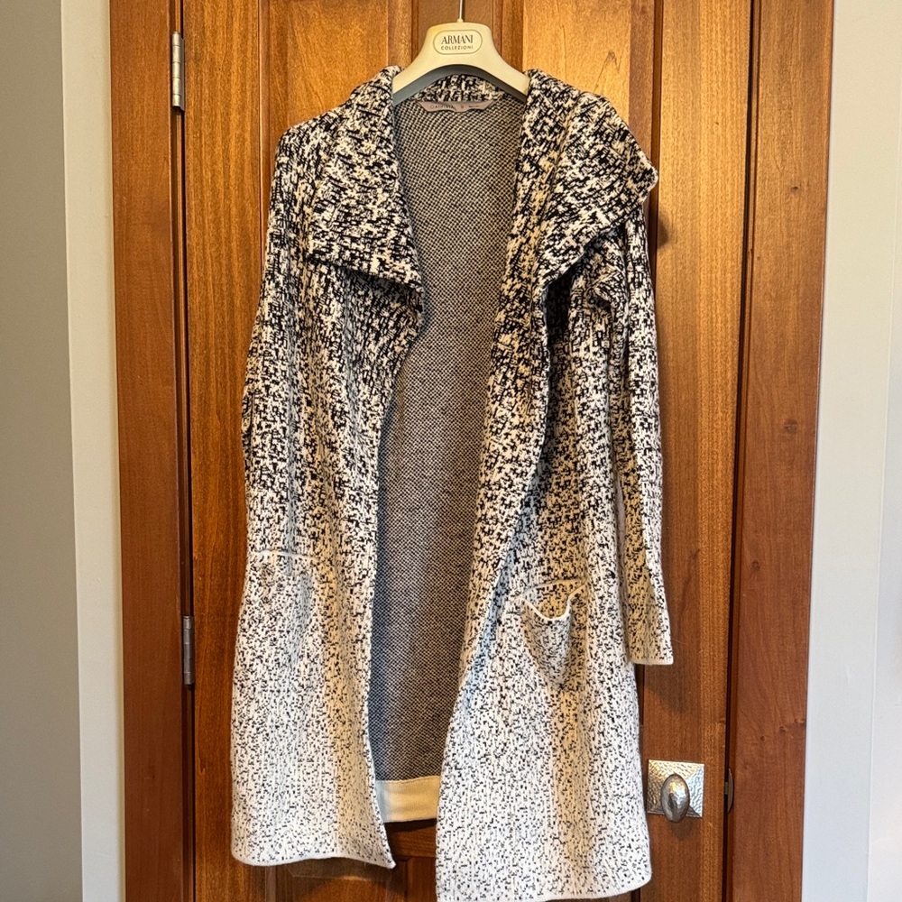 Athleta Women's Black and White Cardigan